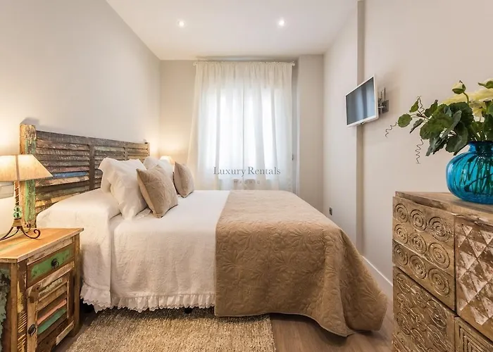 Blasco De Garay City Center A